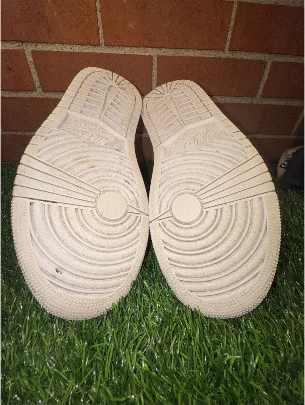 Size 8.5 - Jordan 1 Mid Triple White